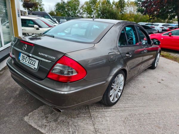 Mercedes-Benz E-Class 200K Auto 369194430
