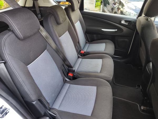 2014 Ford S-Max 2.0TDCi 7 SEATER! 369204943