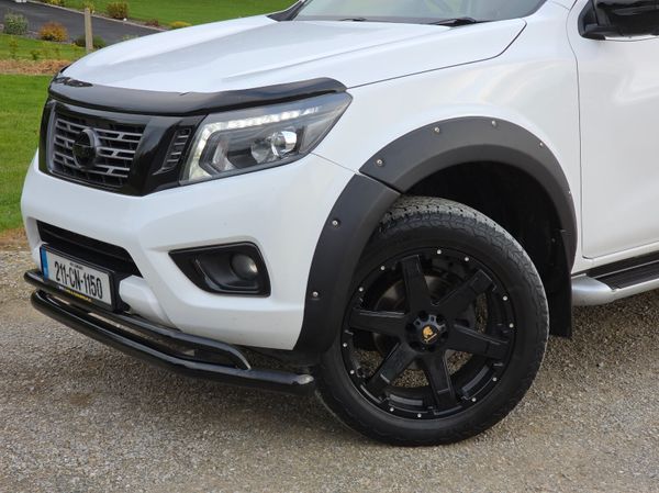 2021 Nissan Navara Tekna Low Mileage 369205414