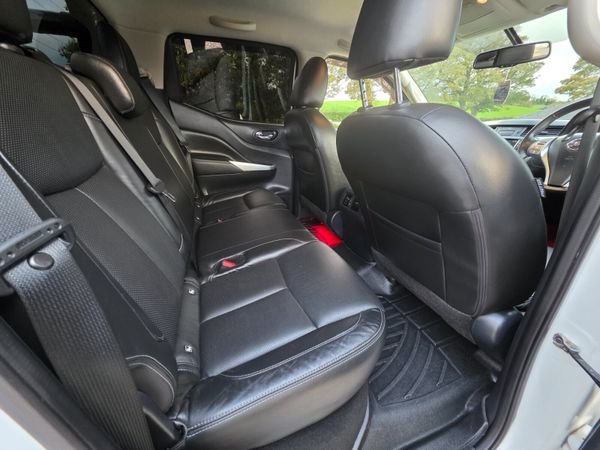 2021 Nissan Navara Tekna Low Mileage 369205445