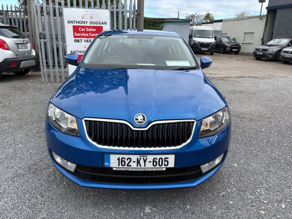 162 Skoda Octavia  1.6tdi Ambition 369206004
