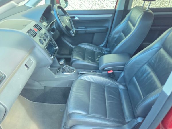 VWTouran 2.0d,Highline, automatic 369209513