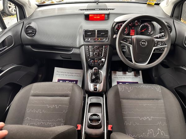 Opel Meriva 2016 369211756