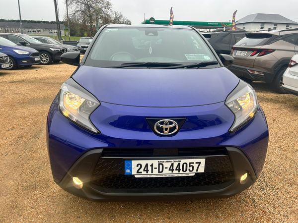 Toyota Aygo X design automatic 369220216