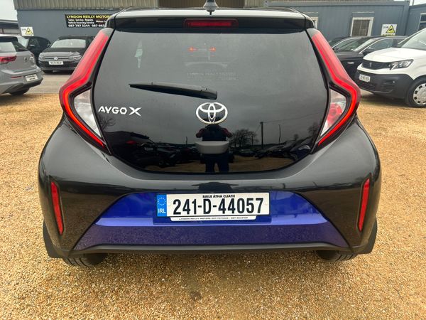Toyota Aygo X design automatic 369220220