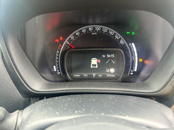 Toyota Aygo X design automatic 369220221