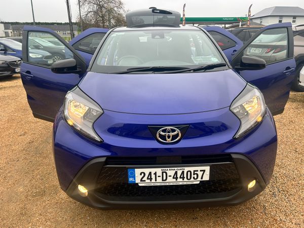 Toyota Aygo X design automatic 369220230