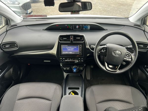 22 Toyota Prius Hybrid 369237664