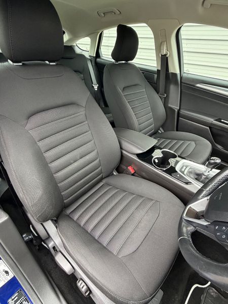 Ford Mondeo  2.0TDCi 150PS Zetec 369244401