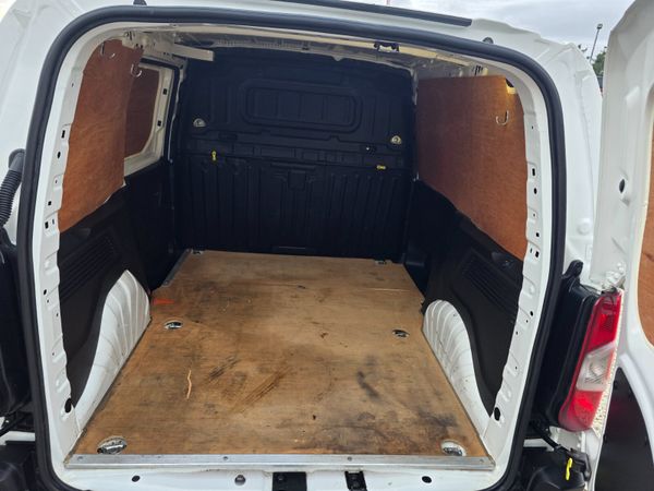 Citroen Berlingo 2021 369247278