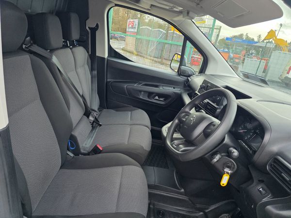 Citroen Berlingo 2021 369247296