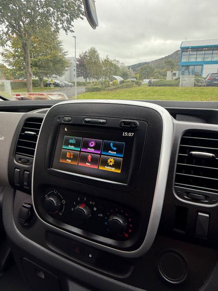 Renault Trafic 2019 CVRT INCLUDES VAT 369256378