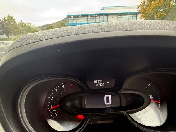 Renault Trafic 2019 CVRT INCLUDES VAT 369256381