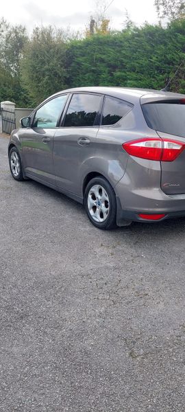 Ford C-Max 2013 369257361