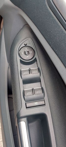 Ford C-Max 2013 369257378