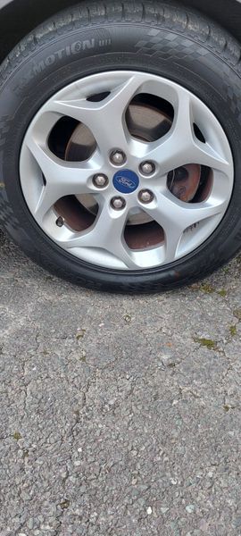 Ford C-Max 2013 369257381