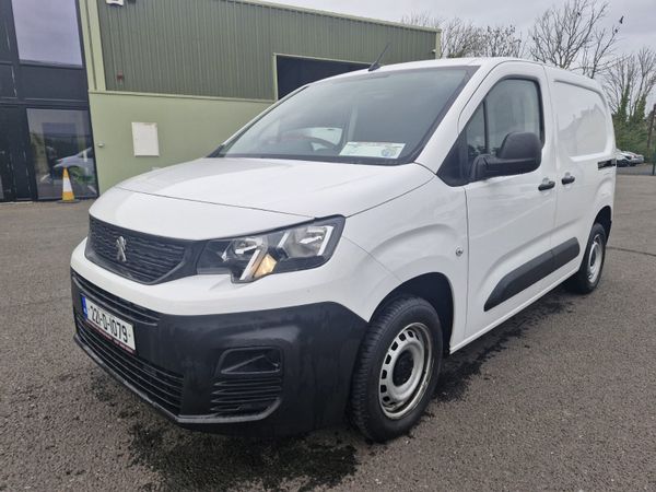 Peugeot Partner 2022 369265965