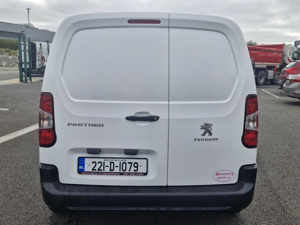 Peugeot Partner 2022 369265962
