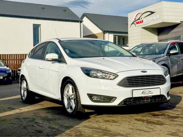 Ford Focus 1.0 ZETEC ECOBOOST 125PS 5DR T 369268244