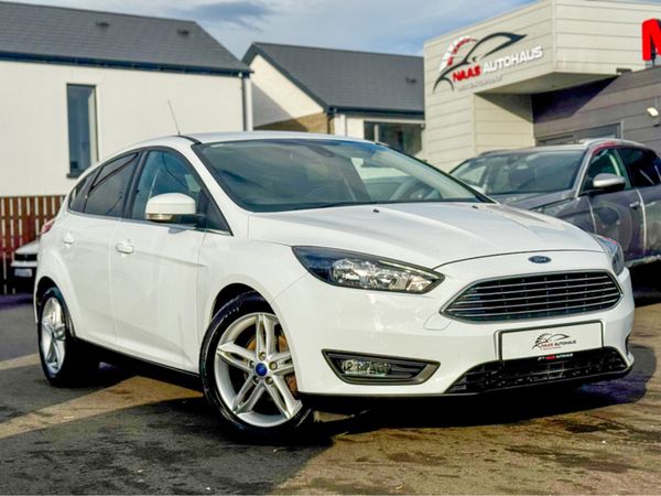 Ford Focus 1.0 ZETEC ECOBOOST 125PS 5DR T 369268243