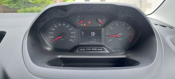 Peugeot Partner 2021 369274621