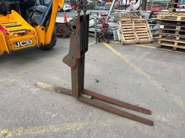 JCB 3cx forks. 369270576