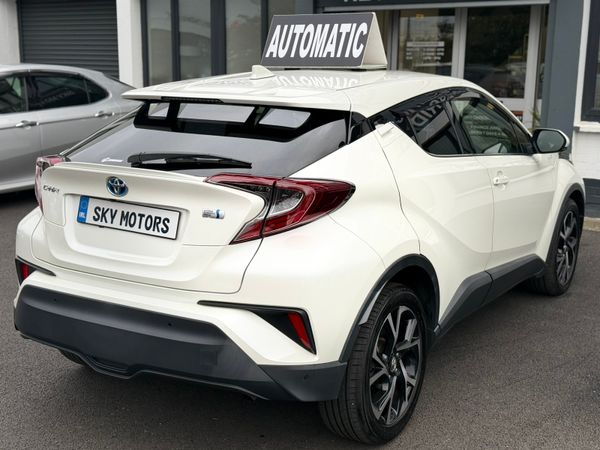 2018 Toyota C-HR  1.8 Hybrid automatic 369286836