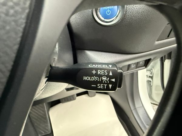 2018 Toyota C-HR  1.8 Hybrid automatic 369286852