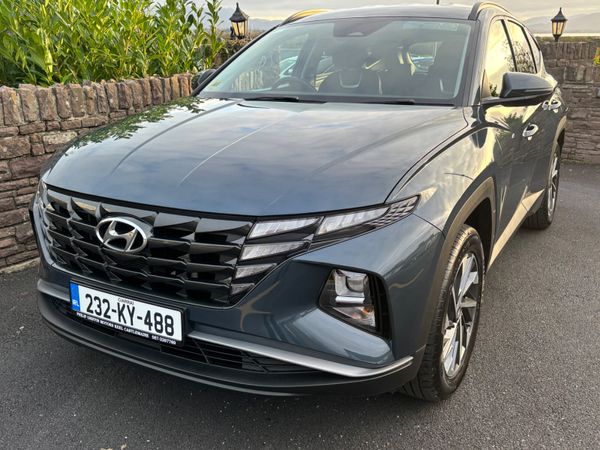 Hyundai Tucson Executive in stunning Teal metallic 369280109