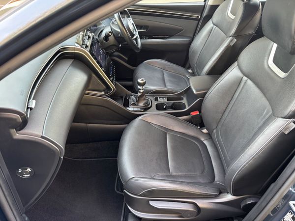 Hyundai Tucson Executive in stunning Teal metallic 369280697