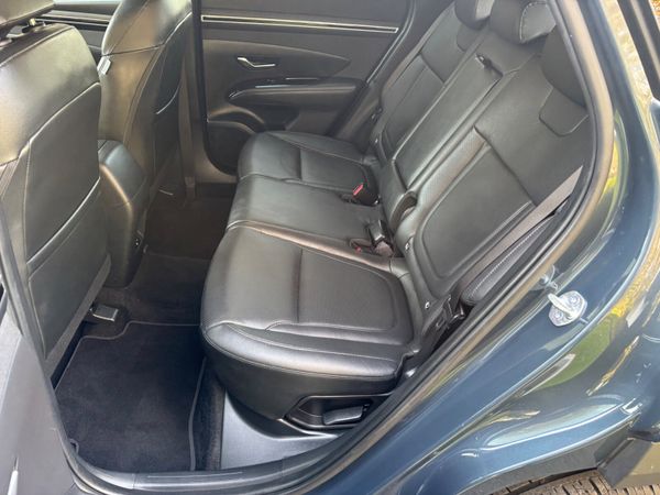Hyundai Tucson Executive in stunning Teal metallic 369280711