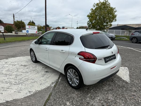 Peugeot 208 2016 1.2 Petrol Auto 369296167