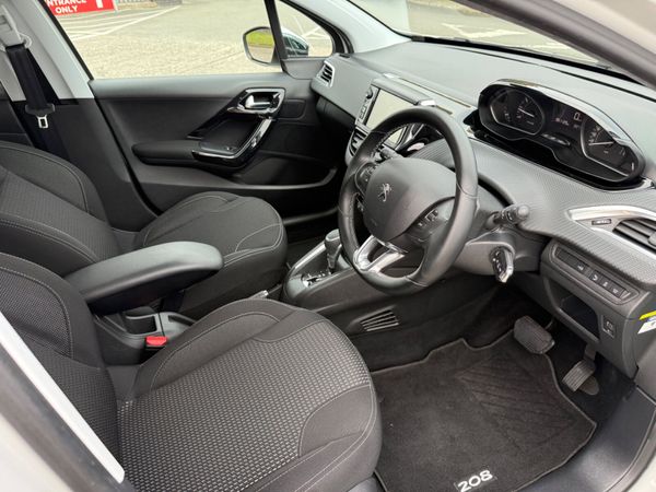 Peugeot 208 2016 1.2 Petrol Auto 369296168