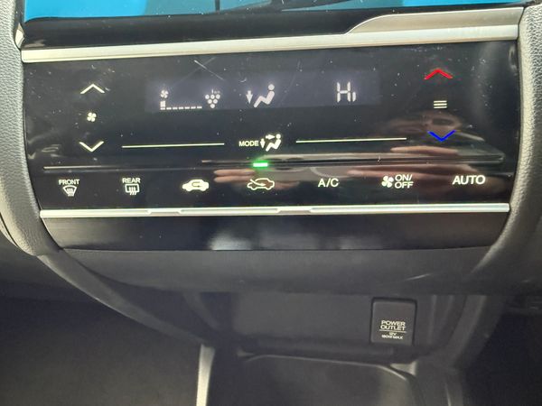 2017 Honda Fit 1.5 Petrol Hybrid ,Auto ,32K Miles 369304735