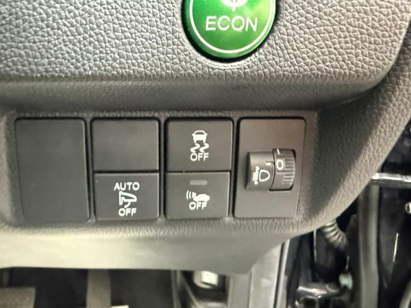 2017 Honda Fit 1.5 Petrol Hybrid ,Auto ,32K Miles 369304736