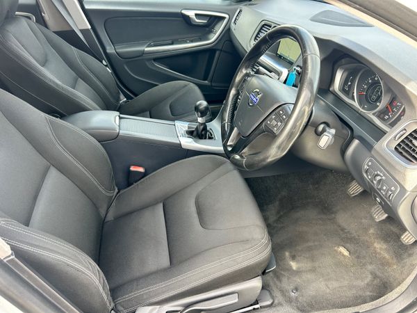 2014 VOLVO V60 1.6 D2 BUSINESS EDITION 369301863