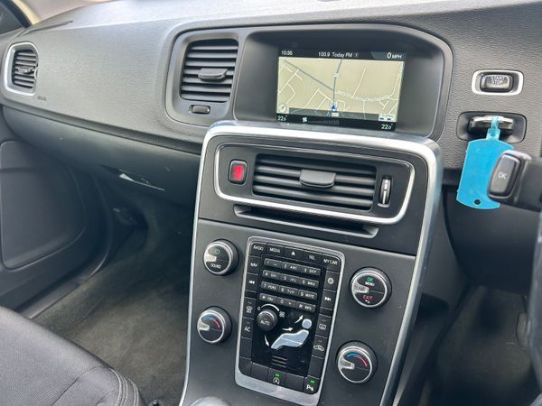 2014 VOLVO V60 1.6 D2 BUSINESS EDITION 369301886