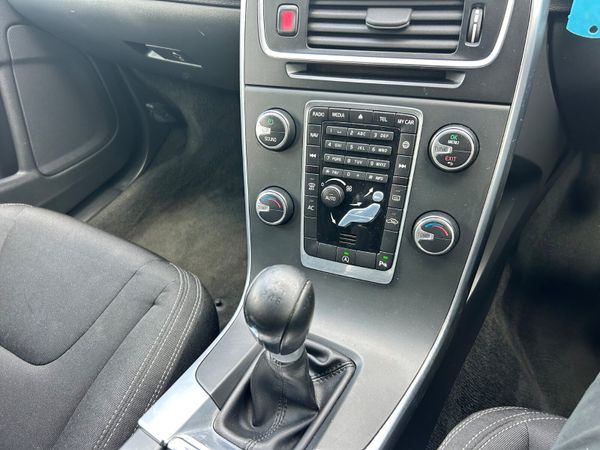 2014 VOLVO V60 1.6 D2 BUSINESS EDITION 369301887