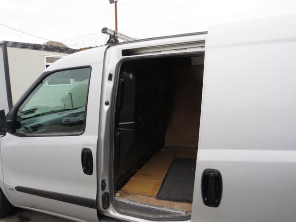 Vauxhall Combo 2014 1.3 DIESEL VAN DOED 26 369326586