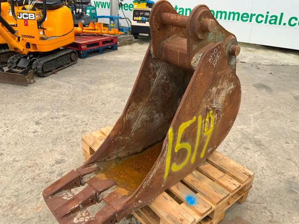 18" JCB DIGGING BUCKET.....65mm PINS......1519. 369327245