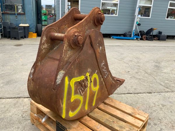 18" JCB DIGGING BUCKET.....65mm PINS......1519. 369327251