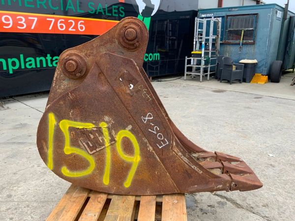 18" JCB DIGGING BUCKET.....65mm PINS......1519. 369327252