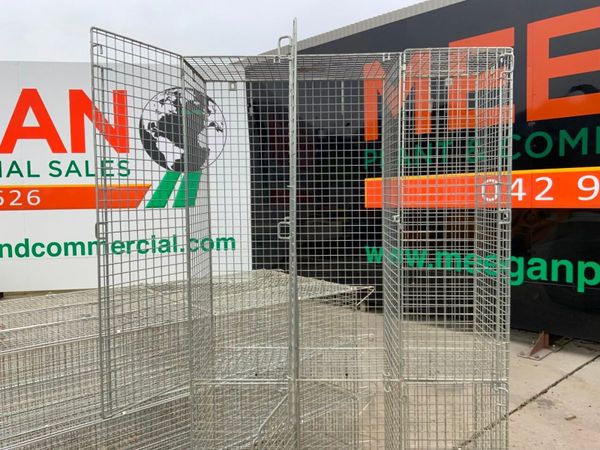 WIRE MESH 6 DOOR PERSONNEL LOCKERS. 369335969
