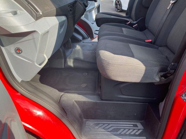 Ford Transit 2019 369336665