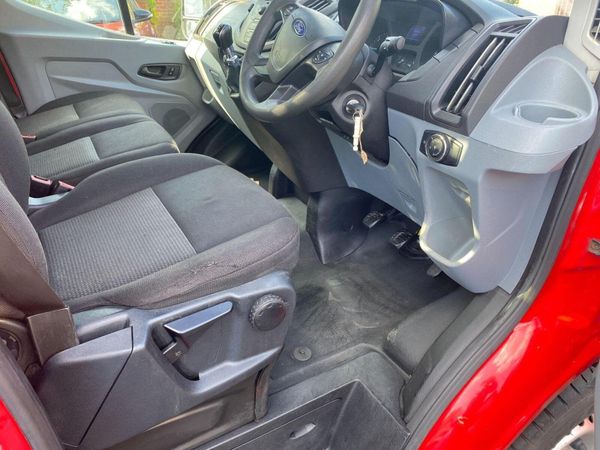 Ford Transit 2019 369336667