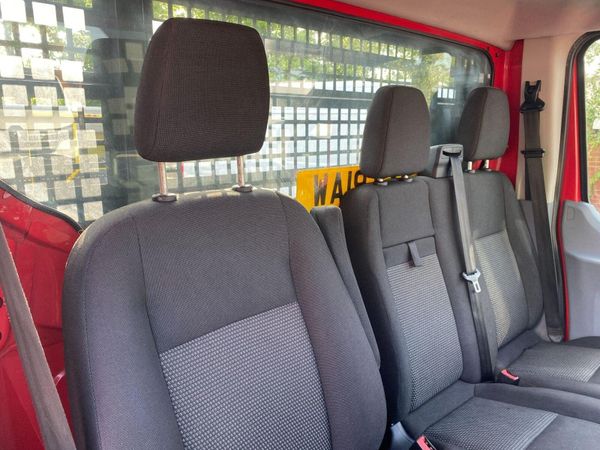 Ford Transit 2019 369336670