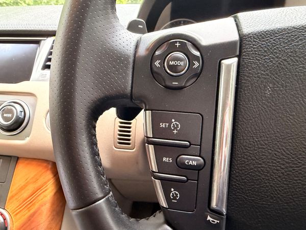 Land Rover Range Rover Sport 2012 369339898