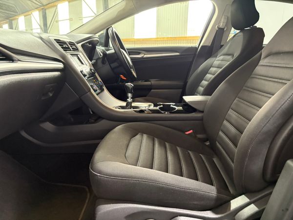 2015 Ford Mondeo 1.6 TDCi Manual 369345929