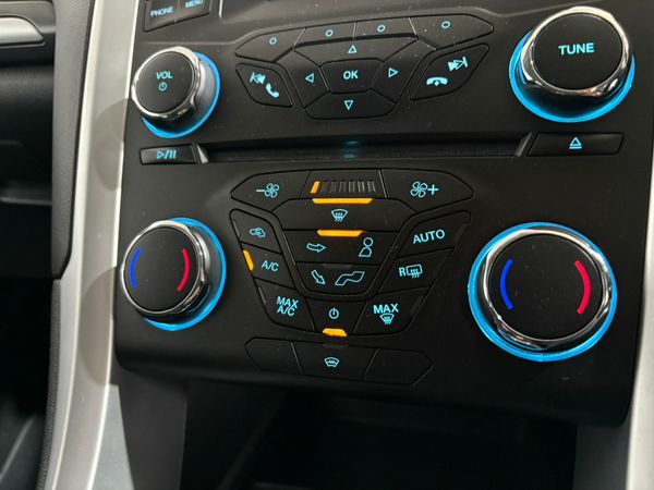 2015 Ford Mondeo 1.6 TDCi Manual 369345934