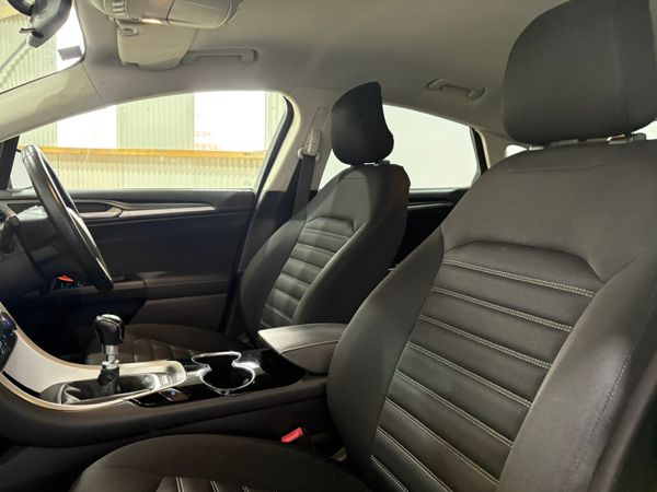 2015 Ford Mondeo 1.6 TDCi Manual 369345930